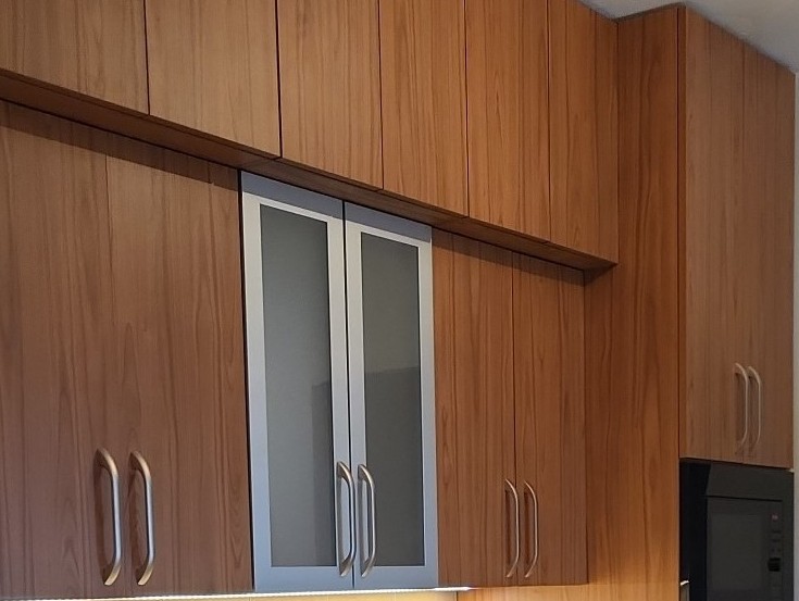 Kuchyň hliníková dvířka